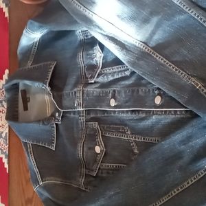 Jean jacket size large sale $25